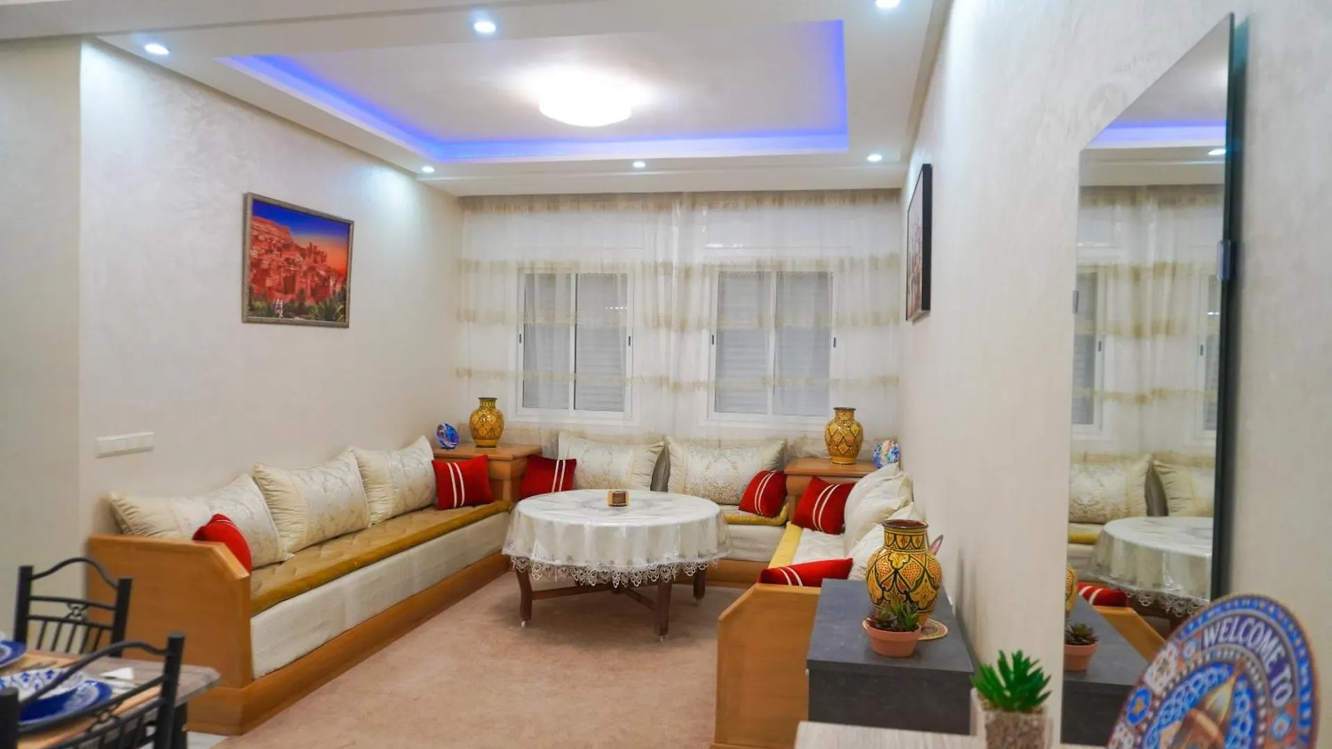 Fabuleux Appartement Bien Equipe A 아가디르